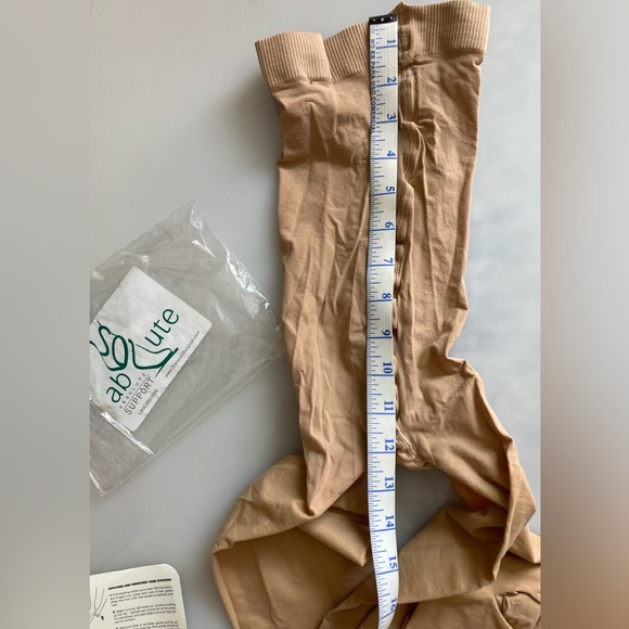 Absolute support pantyhose, large NWT - Picture 2 of 7